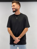 T-shirt black