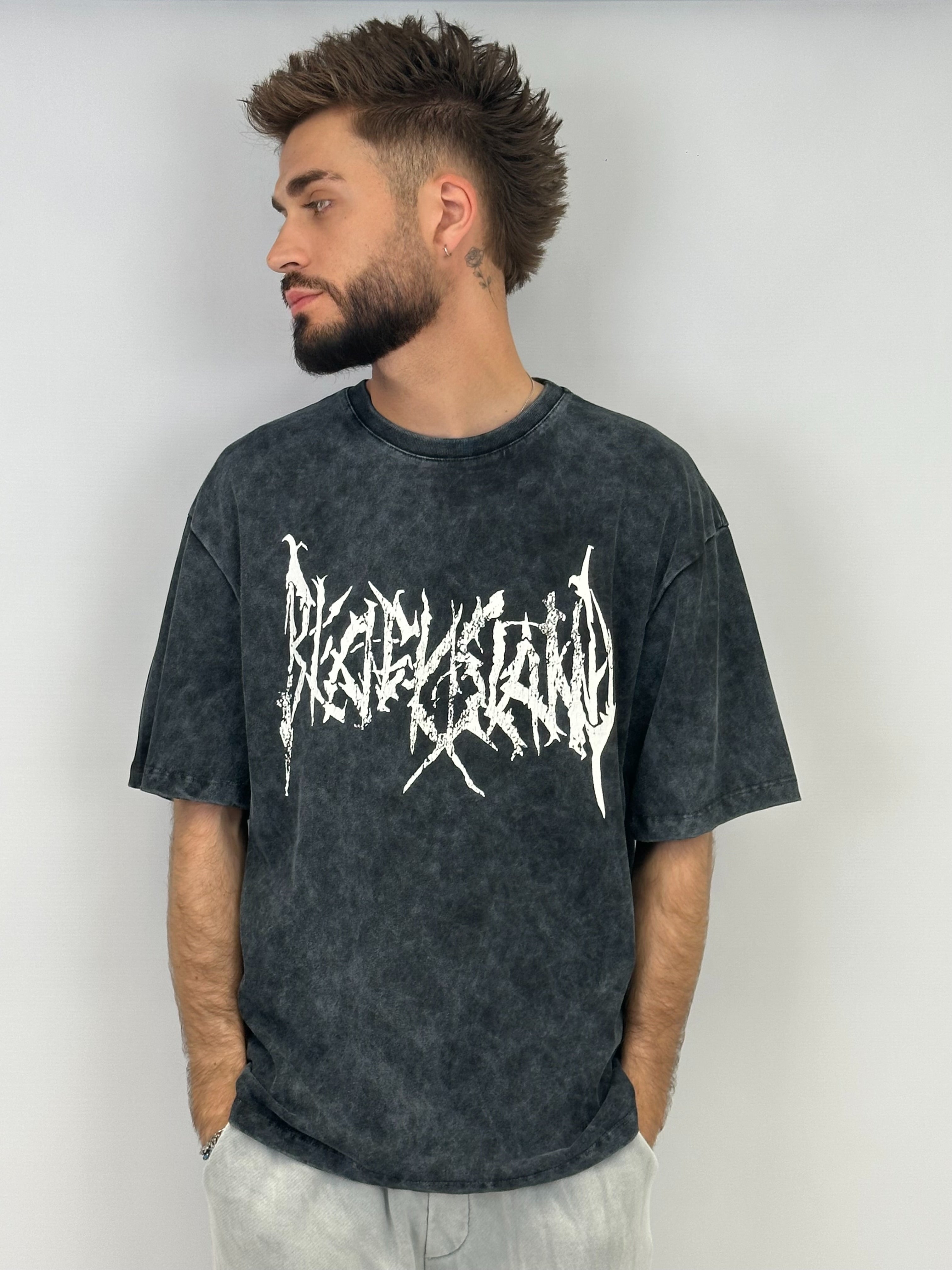 T-shirt black ISLAND